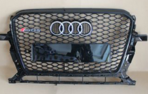 Audi Q5 prednja maska RSQ5 crna